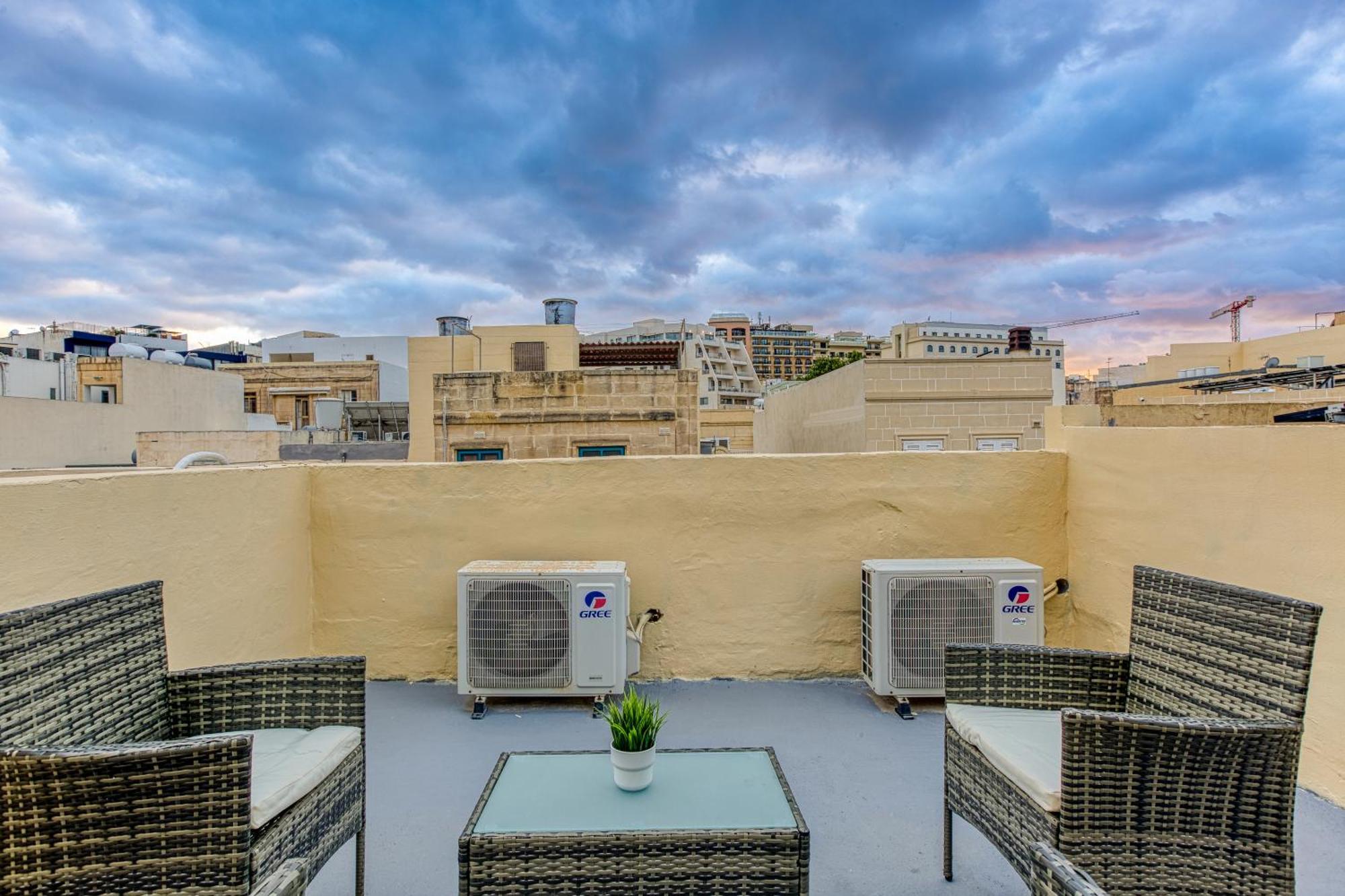 Holiday home Lilly The Traditional Maltese Townhouse In Sliema
