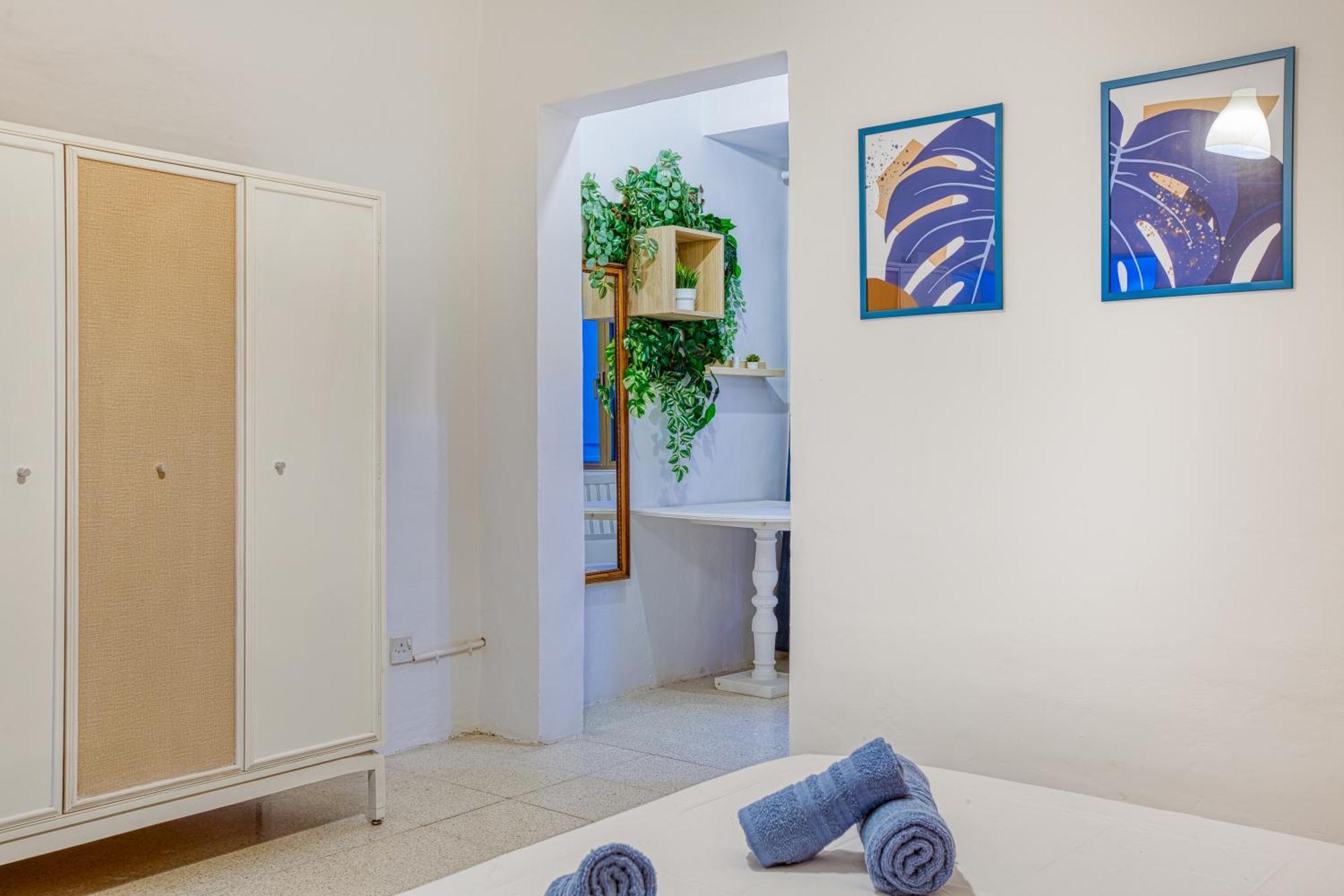 Lilly The Traditional Maltese Townhouse In *