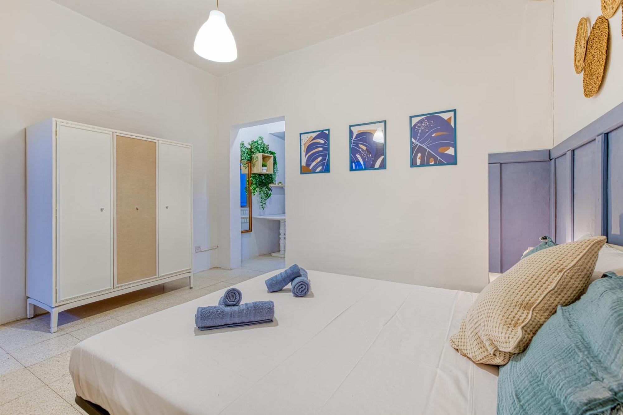 Lilly The Traditional Maltese Townhouse In * Sliema